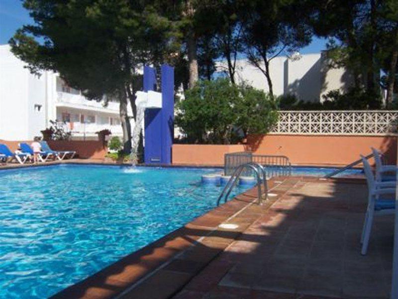 Universal Aparthotel Don Camilo Sant Elm Exteriör bild