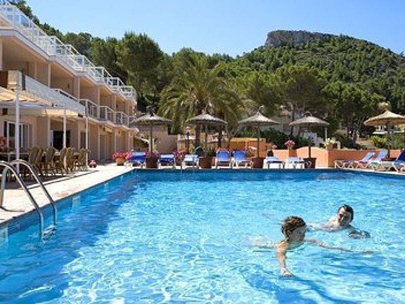 Universal Aparthotel Don Camilo Sant Elm Exteriör bild