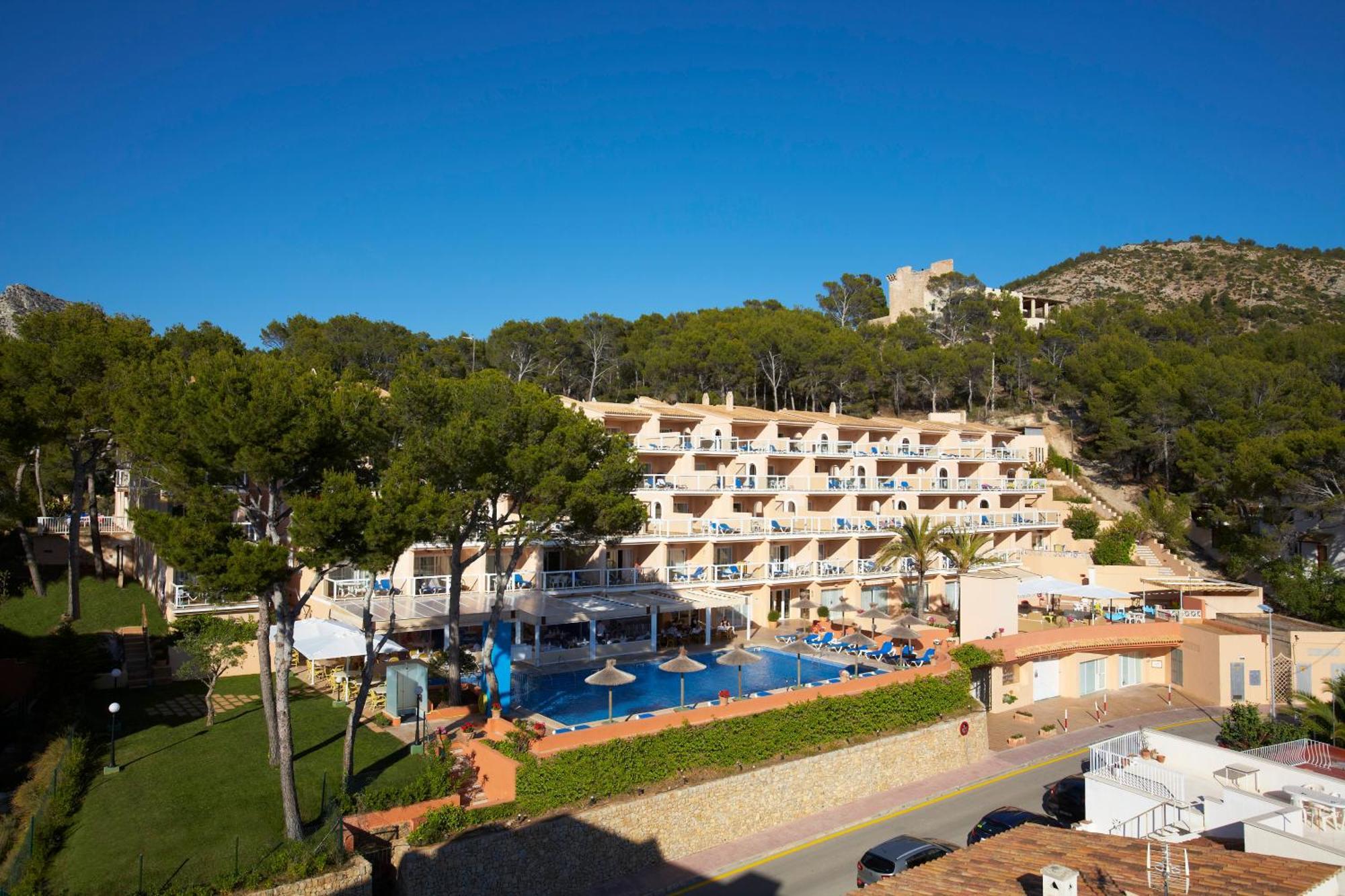 Universal Aparthotel Don Camilo Sant Elm Exteriör bild