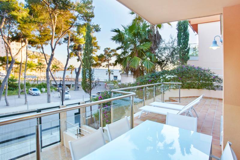 Universal Aparthotel Don Camilo Sant Elm Exteriör bild